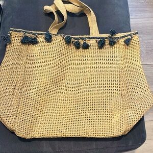 Bee & Willow Ray Hand Loomed Natural Jute Shopping Tote Vacation Bag Purse